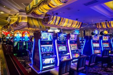 Andar Bahar game interface with bet placement buttons